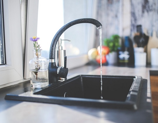 KITCHEN TAP