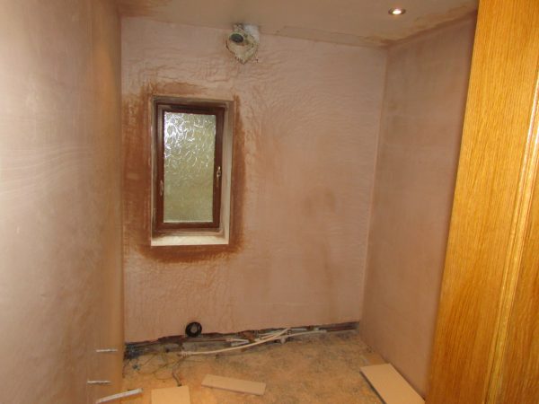 bathroom plaster