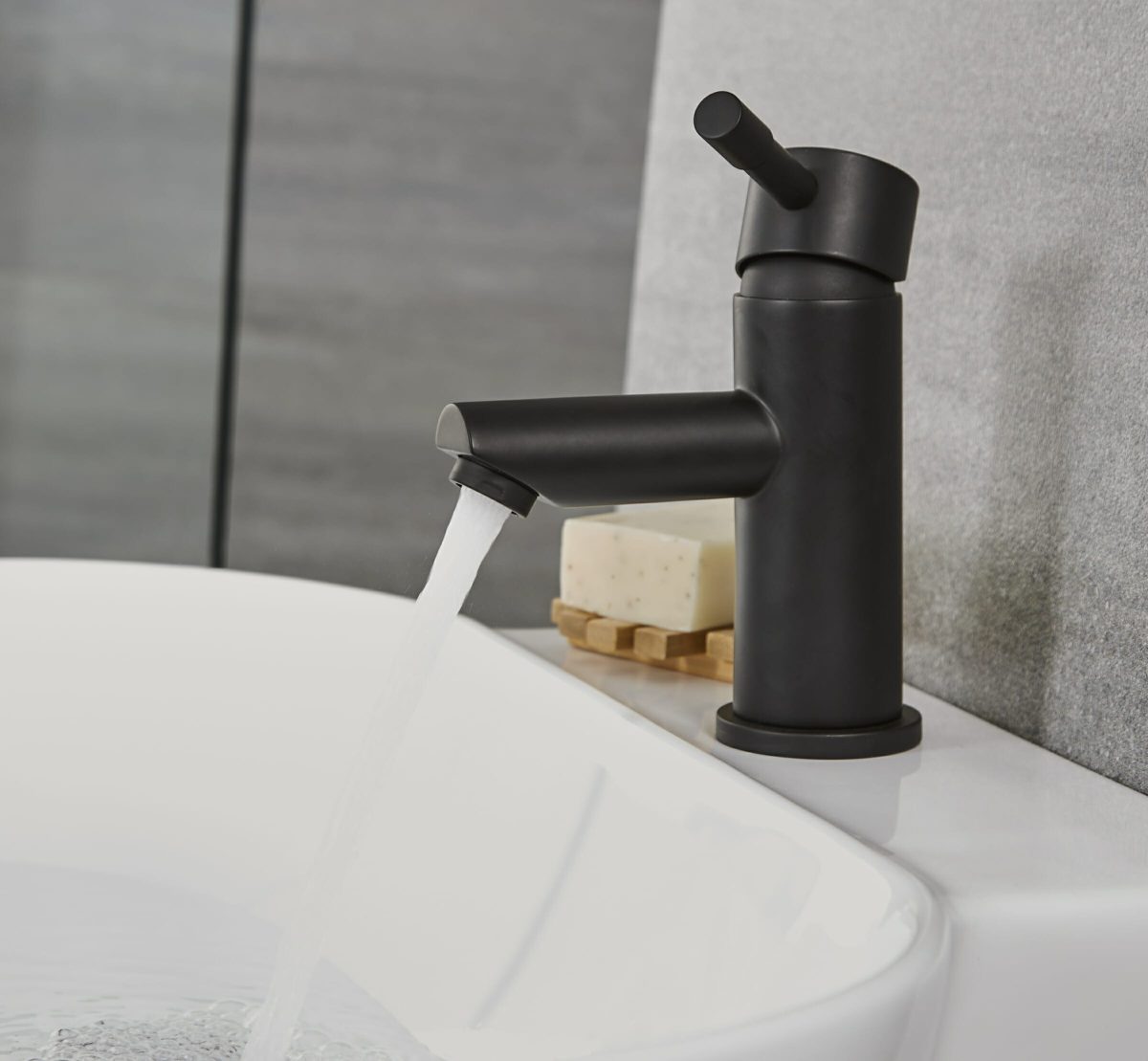 How To Clean Black Bathroom Taps | Big Bathroom Inspiration