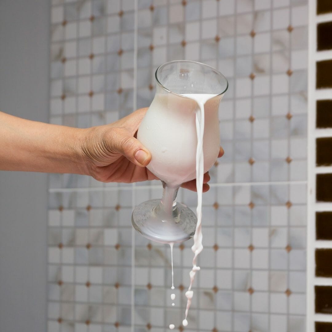 Milk Baths What Are the Amazing Benefits? Big Bathroom Shop